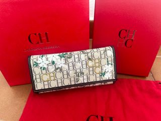 Billetera CH Beige y Dorada Flores