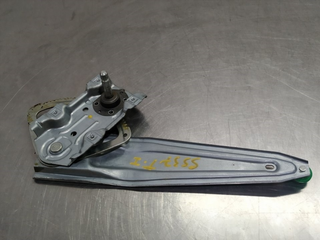 ELEVALUNAS TRASERO IZQUIERDO TOYOTA YARIS (KSP1/N