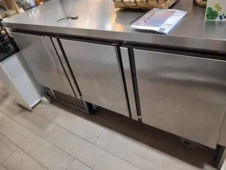 Cámara frigorífica expositora