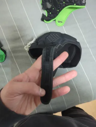 Casco de Rugby Kipsta Negro