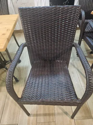 40 Sillones Marrones para Bar/Restaurante