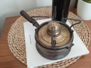 Antiguo hornillo o infiernillo.