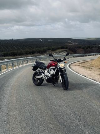Yamaha FZ6