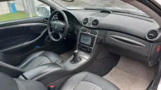 Mercedes-Benz  CLK 2004
