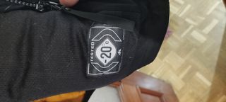 Abrigo Quechua NH900 talla M