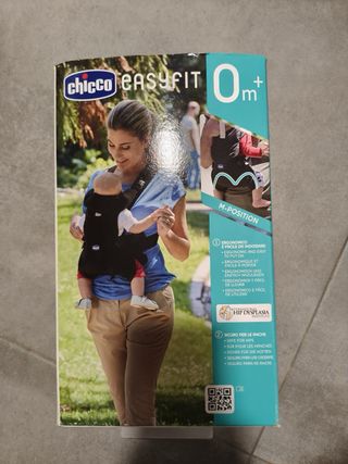 Mochila portabebés Chicco color beige