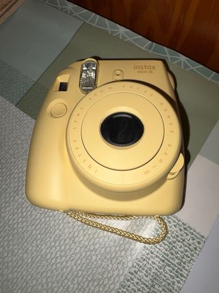 Cámara Fujifilm Instax Mini 8 Amarilla