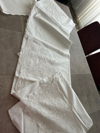 Lenzuola matrimoniale in lino ricamo a mano