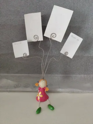 Portafotos niña con globos