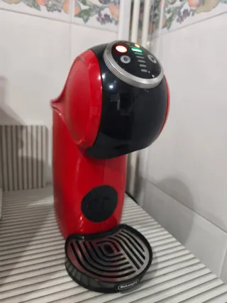 Cafetera DeLonghi Dolce Gusto EDG315 + cápsulas