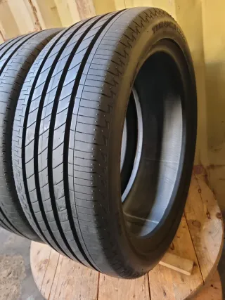 Se vende 2 Neumáticos en perfecto estado