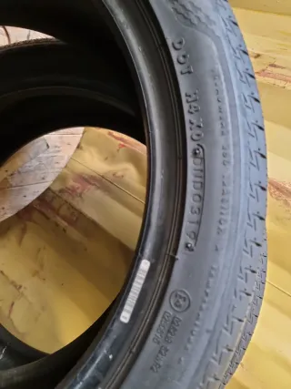 Se vende 2 Neumáticos en perfecto estado