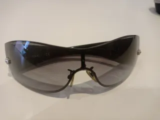 Gafas de sol Vogue mujer negras y grises