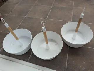 Maceteros colgantes Ikea madera y metal