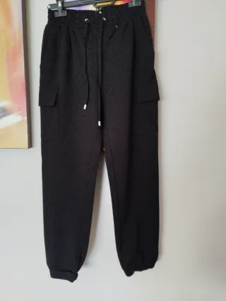 Pantalón jogger Amisu negro