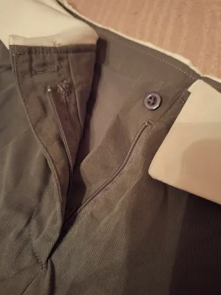 Minifalda gris tiro bajo con shorts