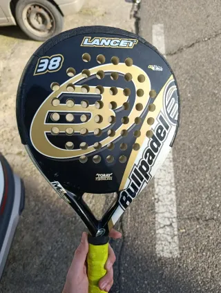 Pala Pádel Bullpadel Lancet 38