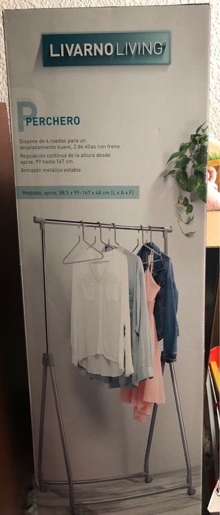 Perchero Livarno Living con Ruedas