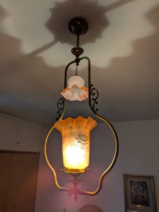 Lámpara colgante antigua