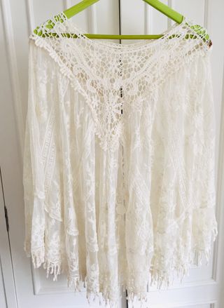 Blusa Poncho Encaje Blanco Talla Única