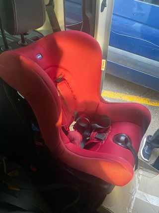 Silla de coche Chicco Cosmos Roja