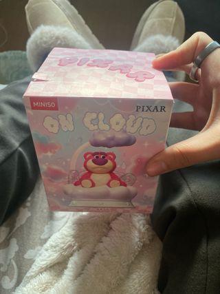 Lotso figura nube lluvia