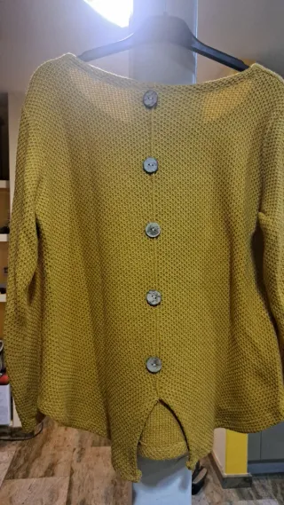 Jersey de punto  color mostaza.talla única.talla M