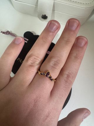 Anillo Corona Princesa Anna Disney Morado Dorado