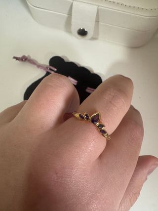 Anillo Corona Princesa Anna Disney Morado Dorado