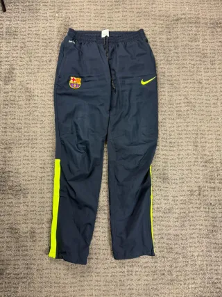 ¡¡OFERTA!! Talla M Pantalón Nike Barcelona
