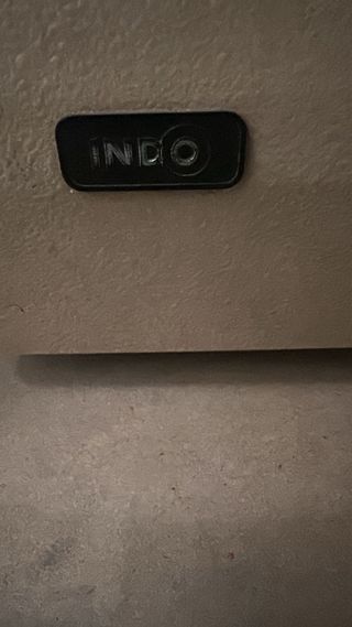 biseladora óptica manual de la marca INDO