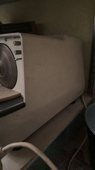 biseladora óptica manual de la marca INDO