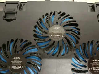 Base Refrigeradora para PC con 3 Ventiladores