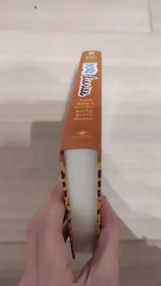 Dork Diaries 9: Tales from a Not-So-Dorky Drama...