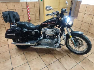 Harley Davidson Sportster negra883-5HD carburación