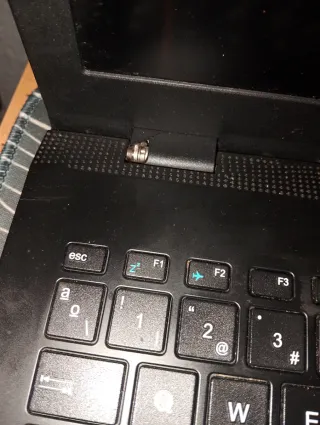 Portátil Medion P6685