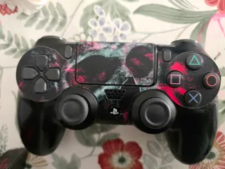 PS4 + Mando Multicolor