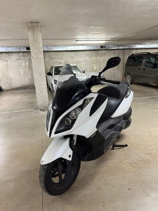 Kymco Superdink 300
