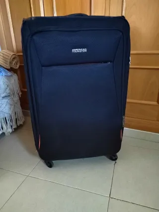 Maleta Grande American Tourister Negra
