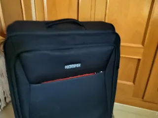 Maleta Grande American Tourister Negra