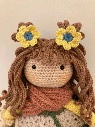 Bambola NENI amigurumi scatola abbinata uncinetto