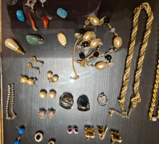 Lote Bisutería antigua varias marcas