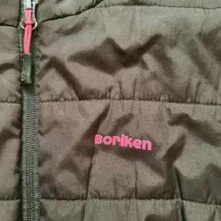 Chaquetón acolchado ligero lleva 16