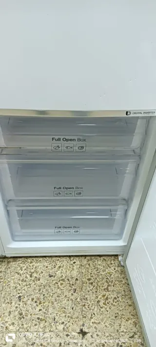 NEVERA COMBI SAMSUNG NO FROST ENERGÍA A+