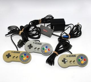 Consola Super Nintendo + 3 Mandos