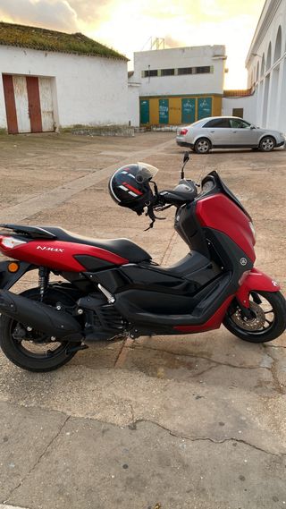 Yamaha NMAX 125 Roja
