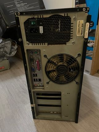 Torre Ordenador Sagitta Lux Negra