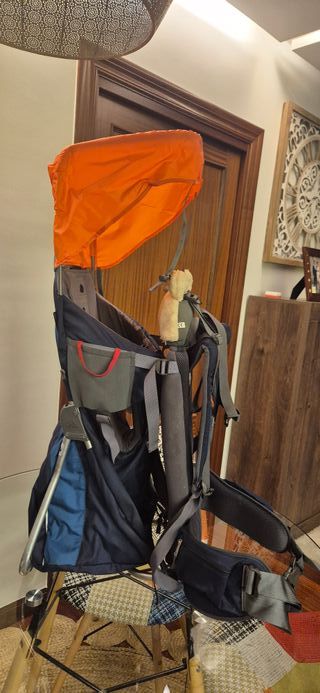 Mochila porta bebé montaña