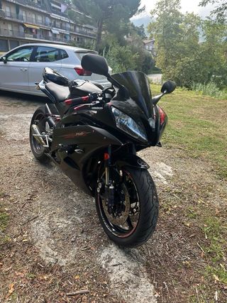 Yamaha R6
