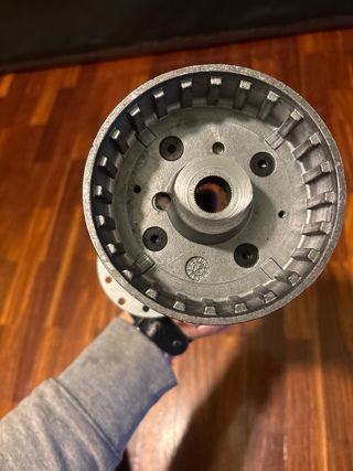 Piña volante BMW E30 sin tornillos